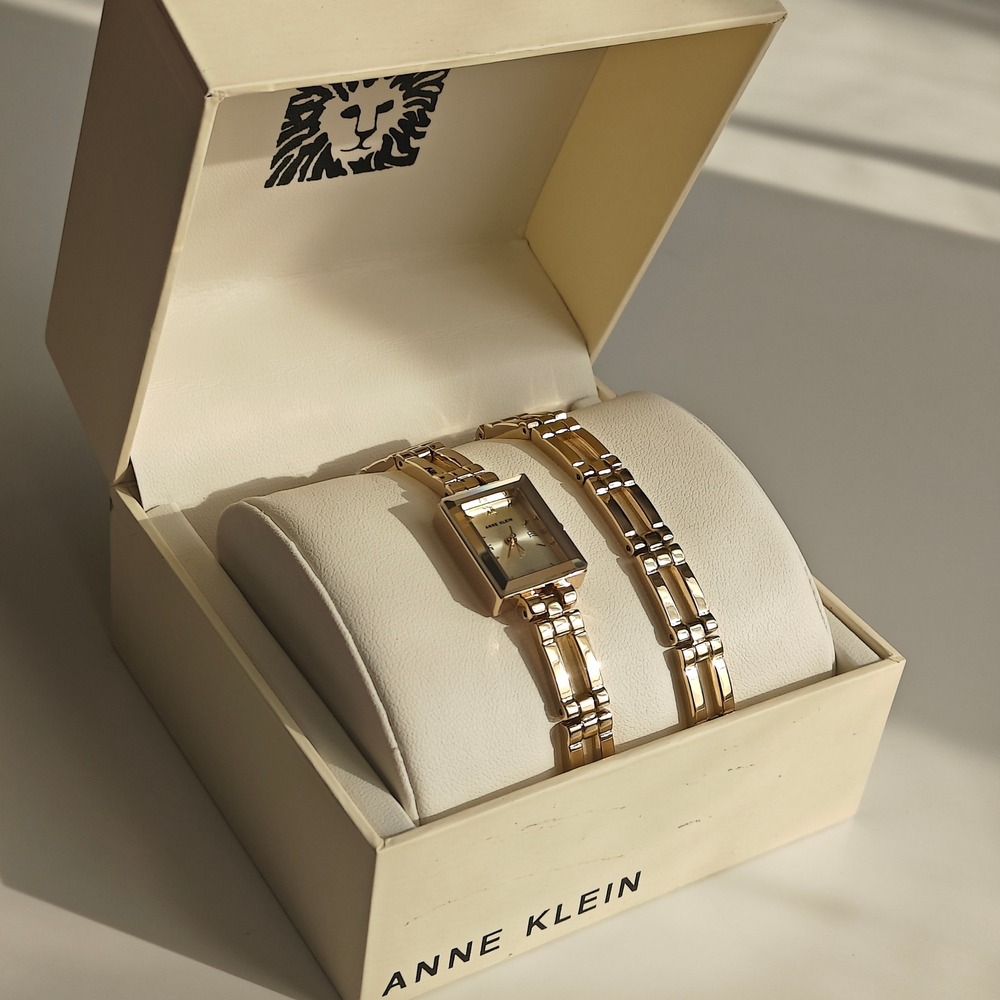 Anne Klein Womens Gold Tone Rectangular Slim Watch Bracelet White Set NEW in Box - Picture 5 of 6